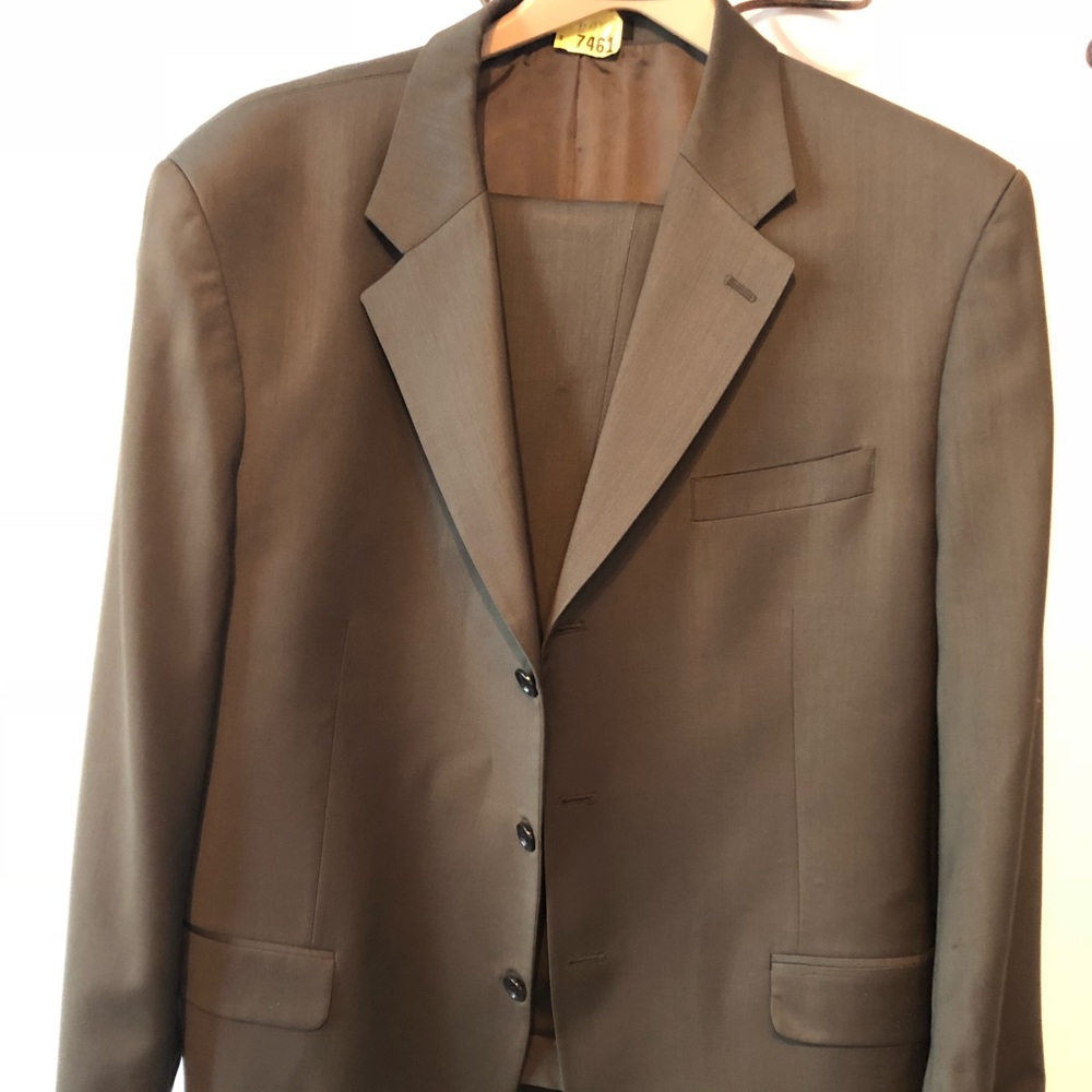 Olive three button men’s suit